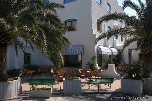 Hotel Azzolini Villagrazia Di Carini Екстериор снимка
