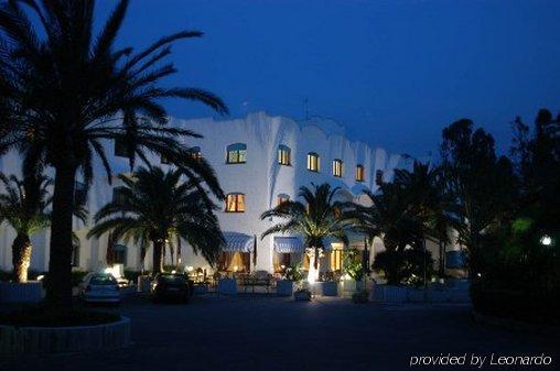 Hotel Azzolini Villagrazia Di Carini Екстериор снимка