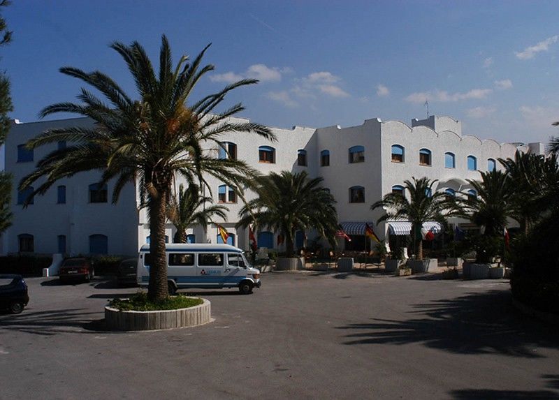 Hotel Azzolini Villagrazia Di Carini Екстериор снимка